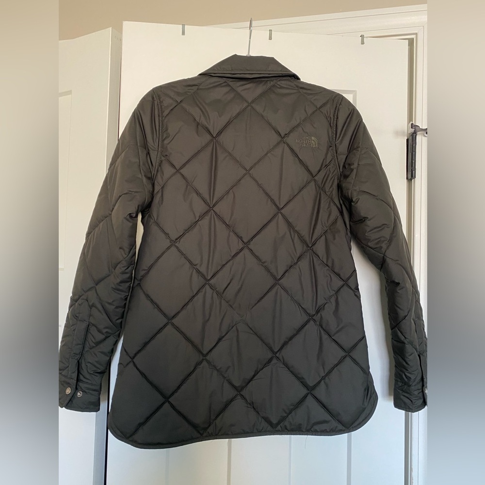 The North Face women’s forest green jacket - Picture 5 of 9